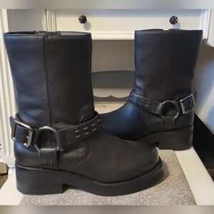 Clarks Womens Rebelle Up Leather Ankle Boots US 8.5